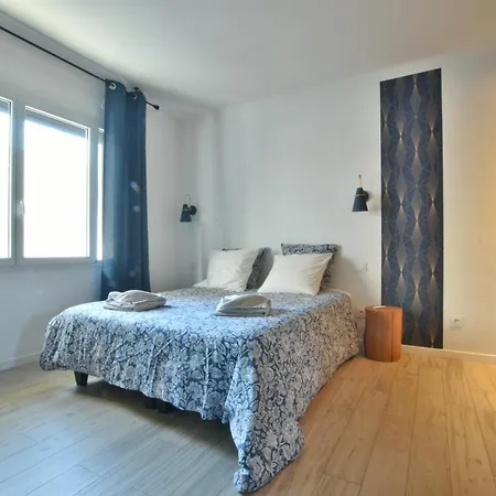 Centre Grand Neuf Climatise +balcon شقة Saint-Raphaël